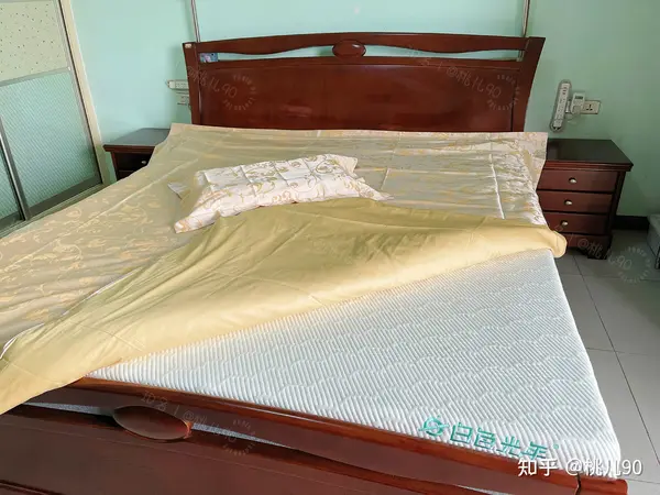 别再乱买床垫!一张好床垫对睡眠的真实影响!家用床垫推荐:白色光年M1床垫实测分享 V2 Ee1425c2fbc40f7aff6bdea6fe30b3cc B